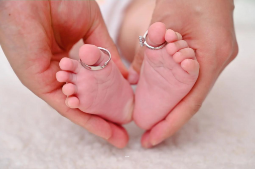 扬中孕妇肚子隐隐作痛
